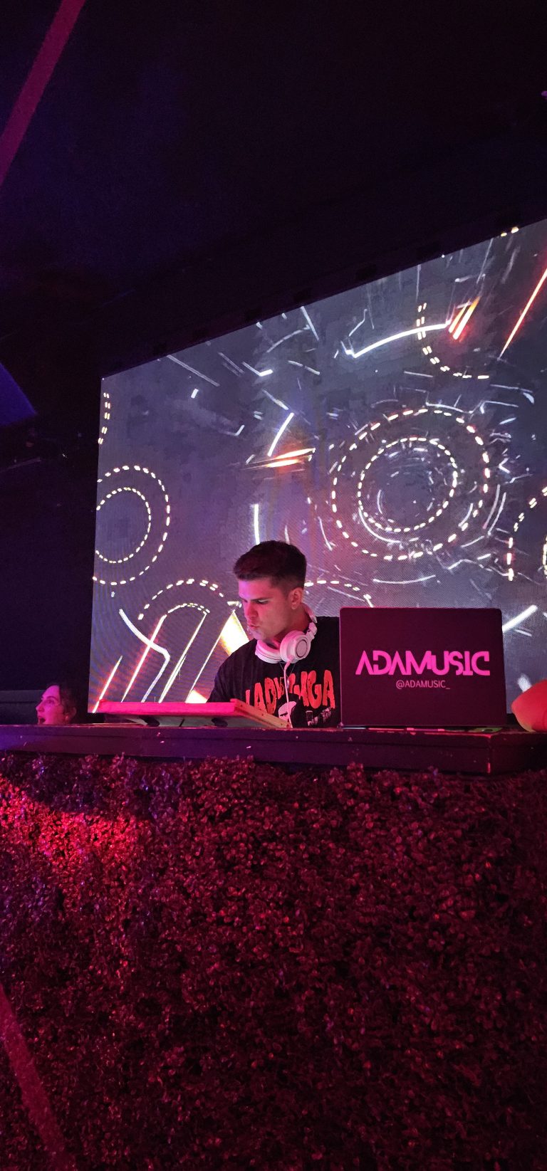 Adamusic