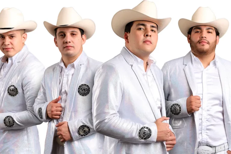 Grupo-Marca-Registrada-cr-RB-Music-billboard-pro-1260
