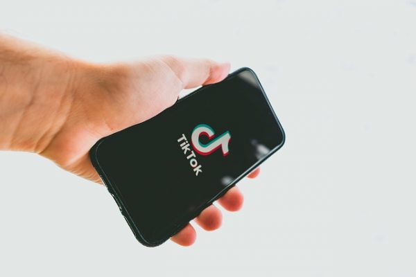 tiktok-5323004_640