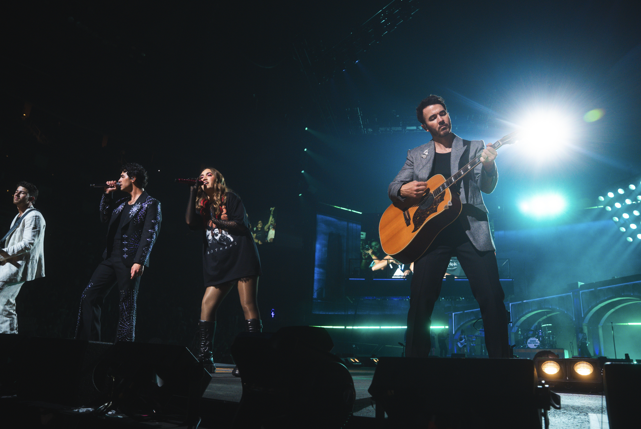 image_2025-10-22_234333798