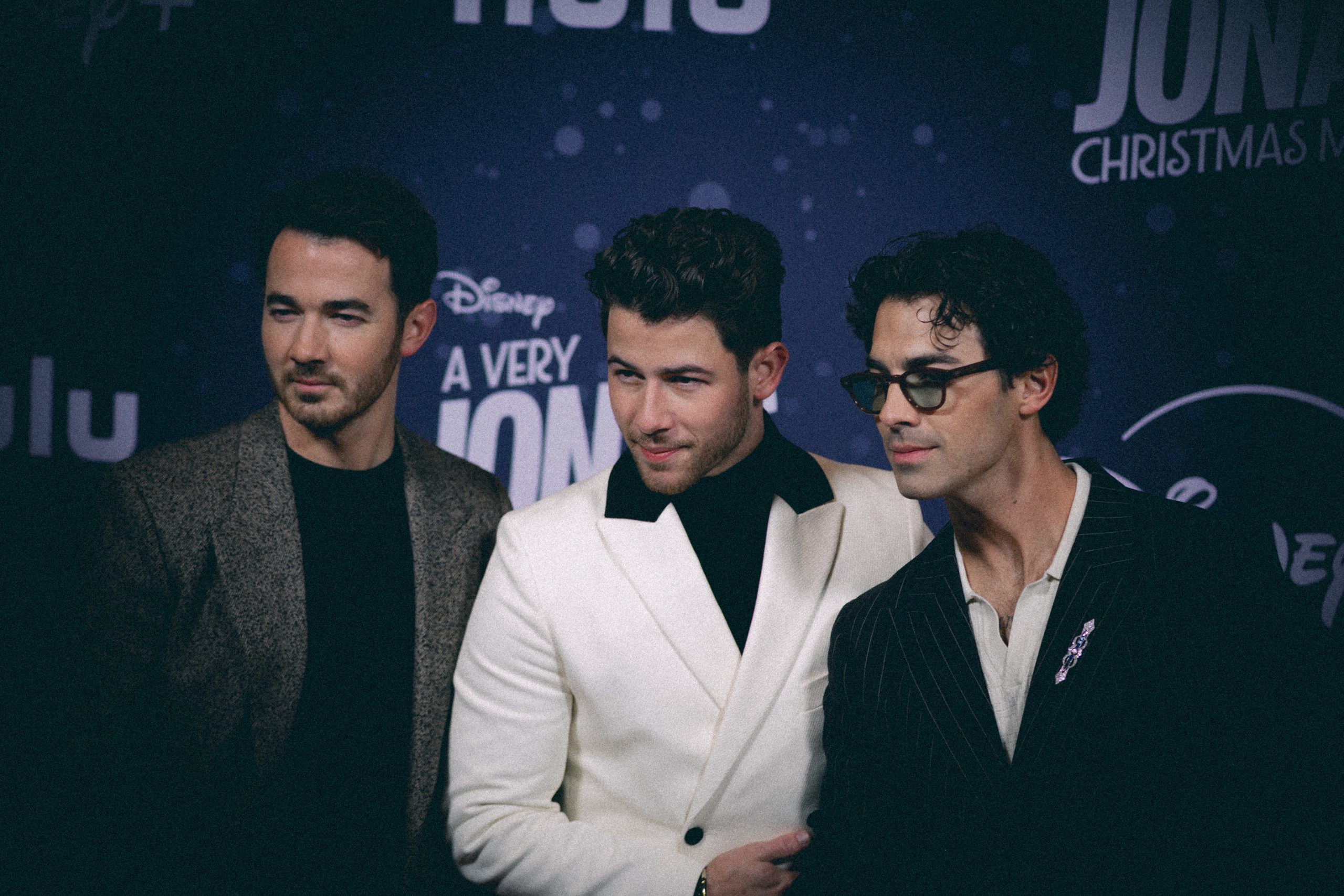 KEVIN JONAS, NICK JONAS, JOE JONAS