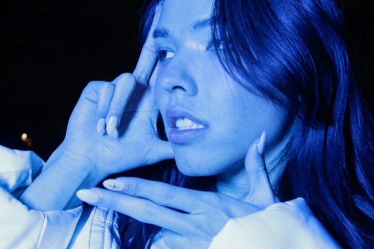 Robert-Baxter-press2-credit-Tom-Nethersole-1024x682