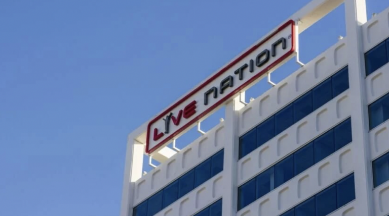 Screen Shot 2025-11-26 at 12.08.31 PM