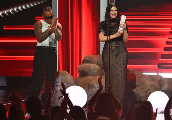 image_2025-11-01_102221800