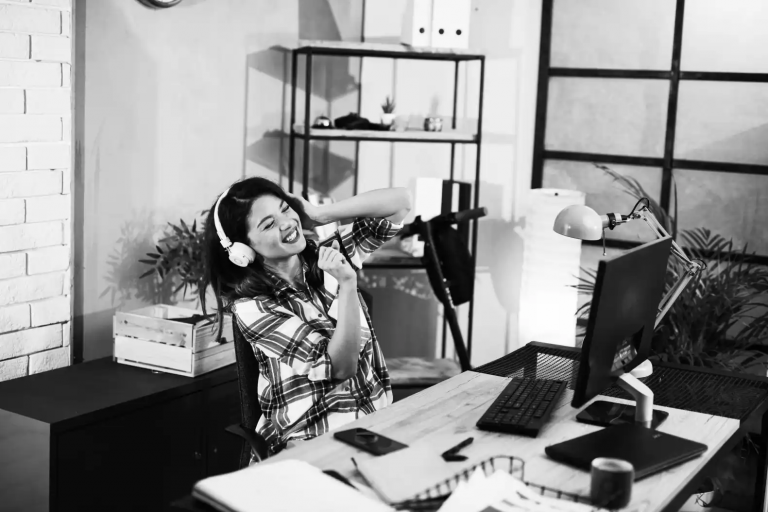 image_2025-11-14_011950415