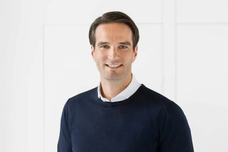 image_2025-11-19_101918058